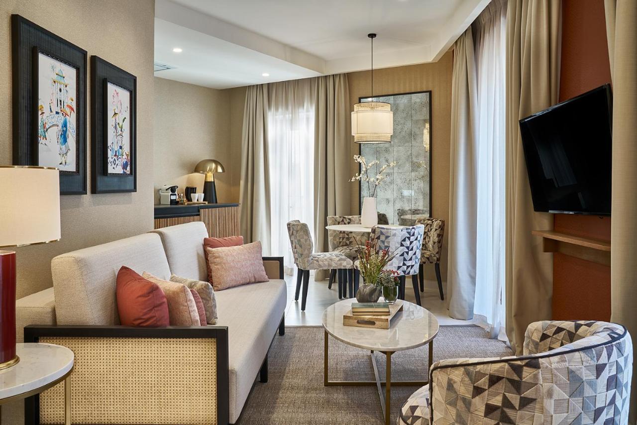 Vincci Molviedro Suites Apartments Севилья Экстерьер фото