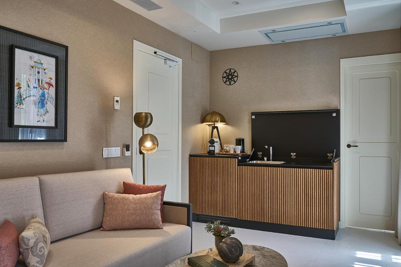 Vincci Molviedro Suites Apartments Севилья Экстерьер фото