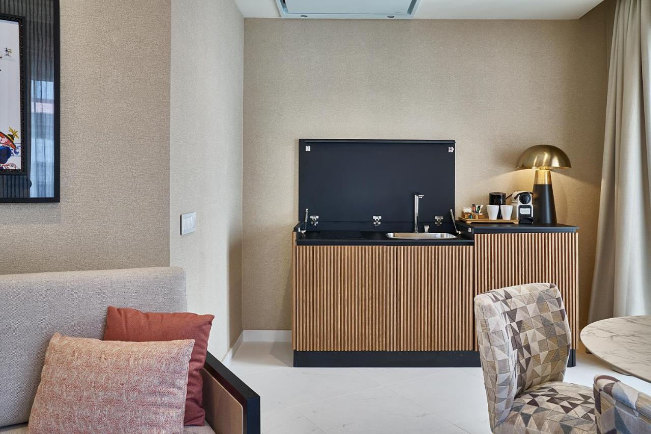 Vincci Molviedro Suites Apartments Севилья Экстерьер фото