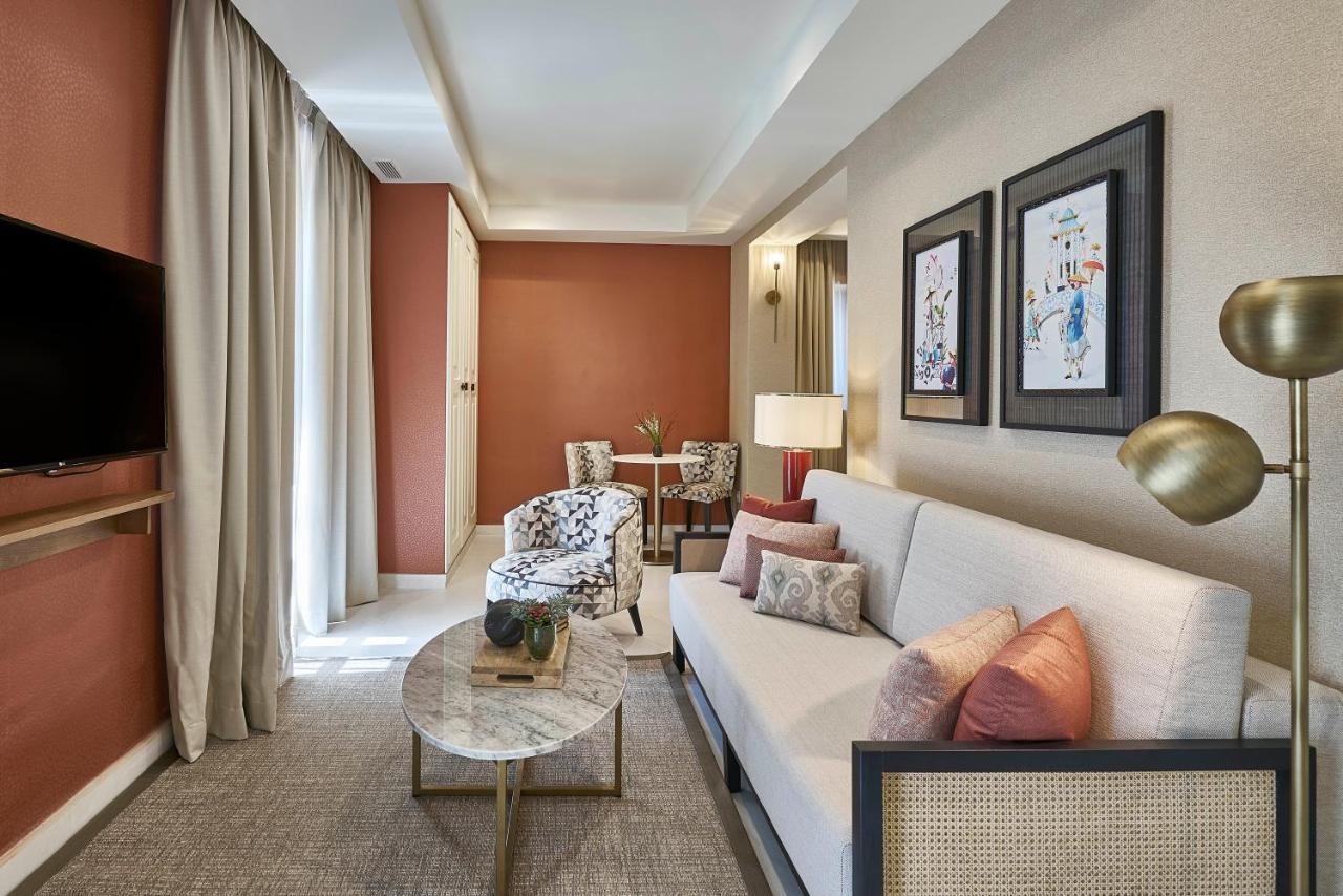 Vincci Molviedro Suites Apartments Севилья Экстерьер фото